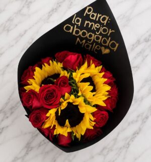 Arreglos Florales, Coronas Fúnebres, Desayunos Sorpresa, Flores al mayor y mucho mas. Whatsapp 3015212467