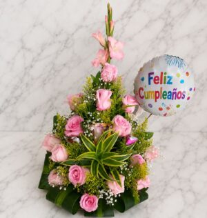 Tenemos para ti Arreglos Florales, Coronas Funebres, Ramos de Rosas, Domicilios hoy mismo, pagos en línea, contacto 3015212467, Floristerías en Cartagena.